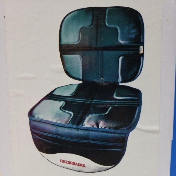 Lil Fan Seat Mate 2 In 1 Car Seat Mat Arkansas Razorbacks NIB Stain, Waterproof - Picture 1 of 5